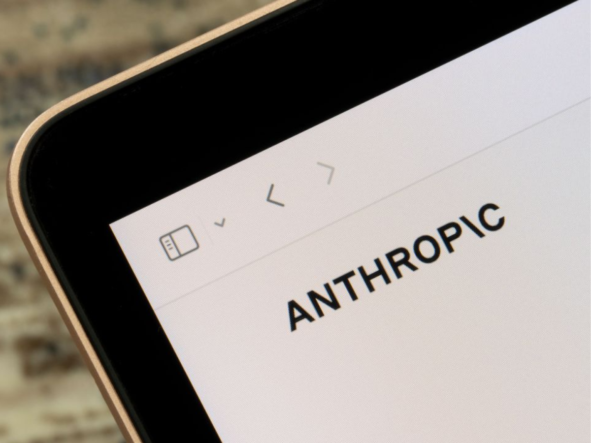 Anthropic, Claude'yi Kurumsal Eklentiler ve Pazar Yeri ile Genişletiyor