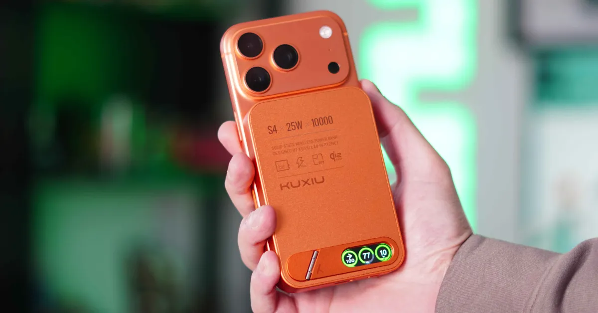 Kuxiu S4 MagSafe Battery: Slim Design and Smart Screen