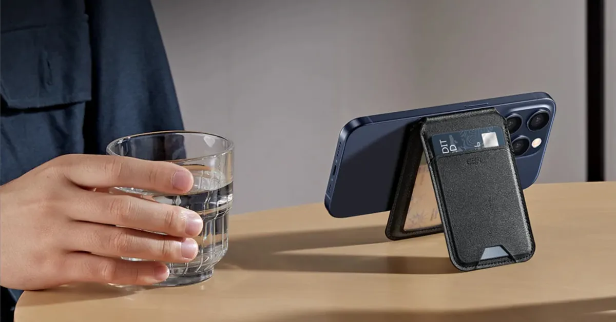 MagSafe Pazartesi: ESR 5 kartlık cüzdan Apple’ın FineWoven cüzdanından daha mı iyi?