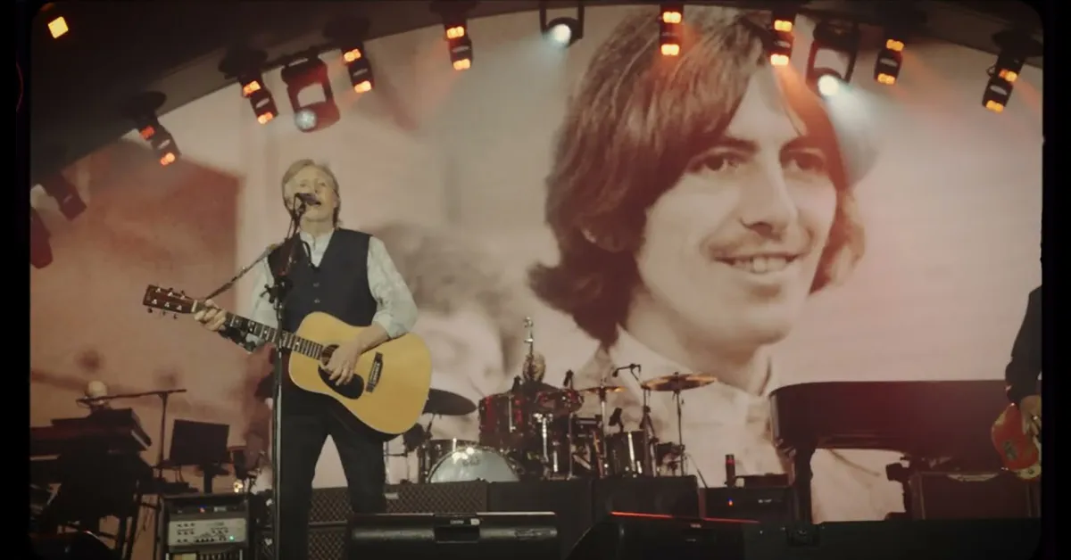 Paul McCartney'nin Apple Park Konserinin Arkasındaki Görüntüler