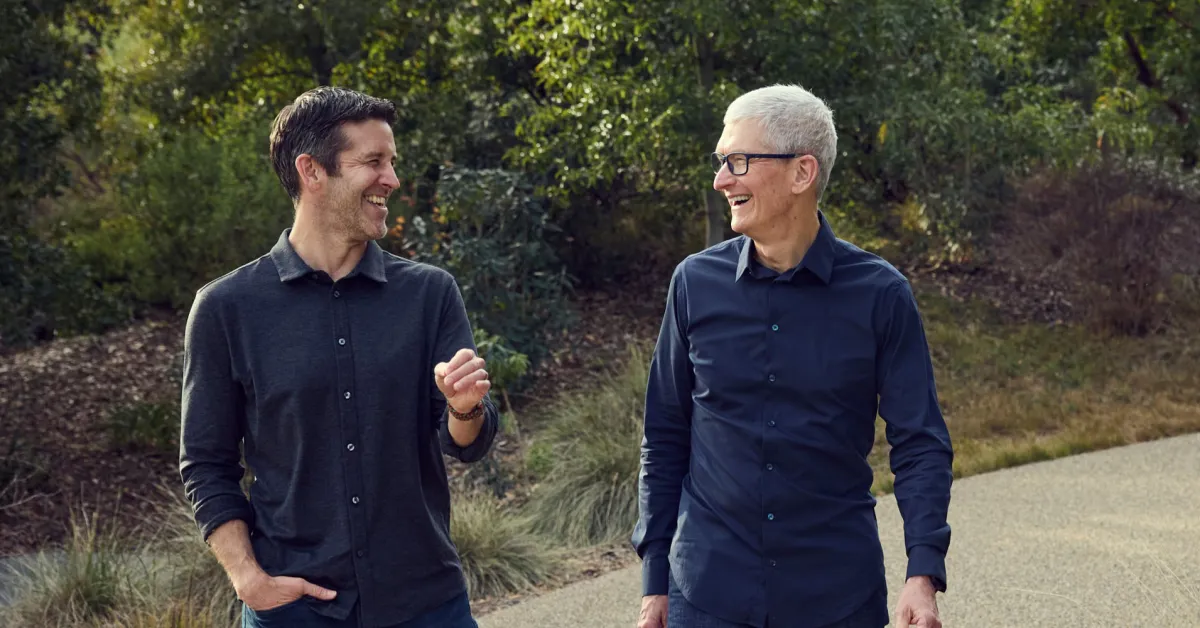 Tim Cook'un Apple CEO'su Olarak Görevden Ayrılmasına Tepkiler
